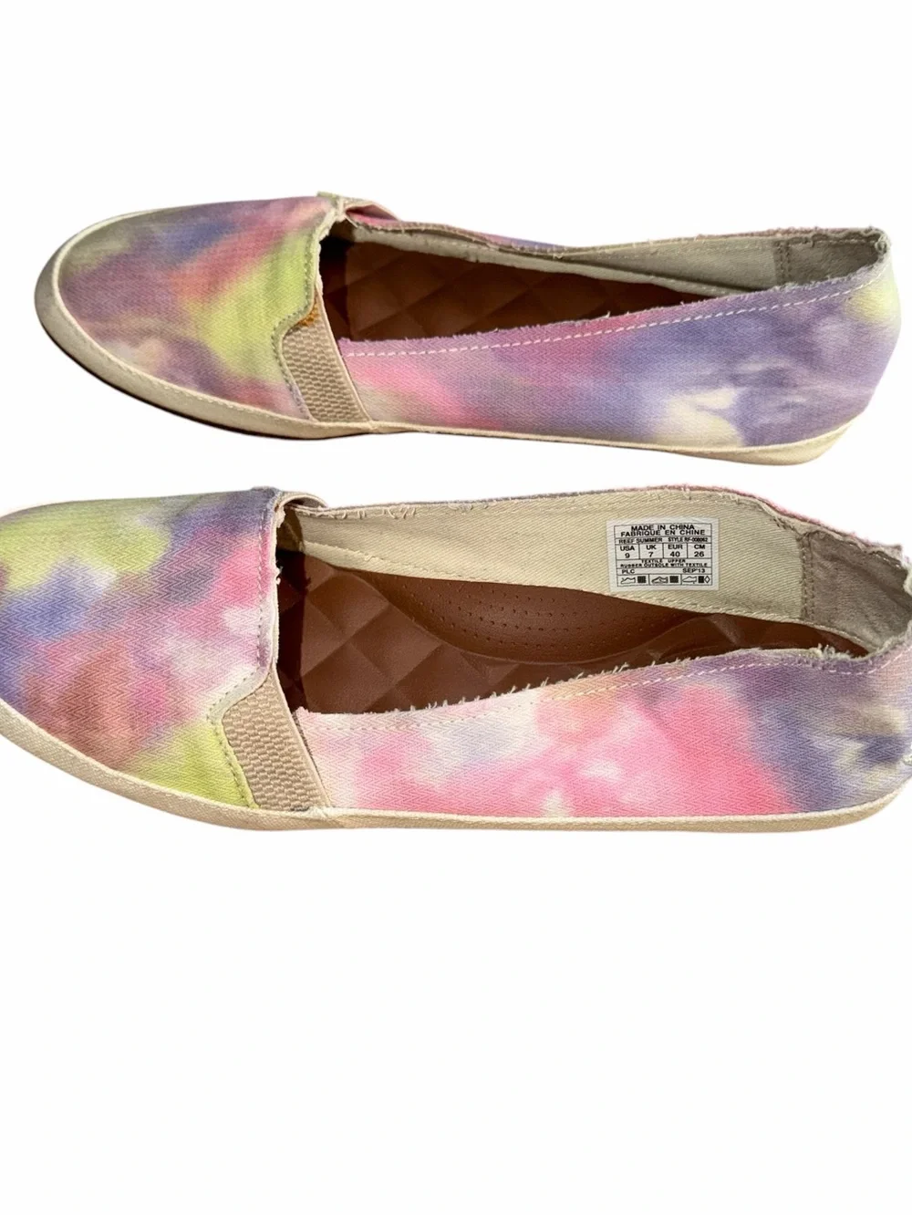 Reef Pastel Tie-Dye Slip-On Flats in Pink, Yellow, Blue, Purple Women’s Size 9